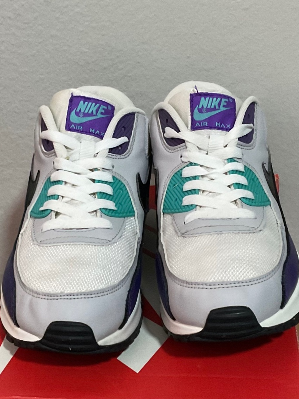 Nike Air Max 90 Essential (Hyper Jade) AJ1285-103.